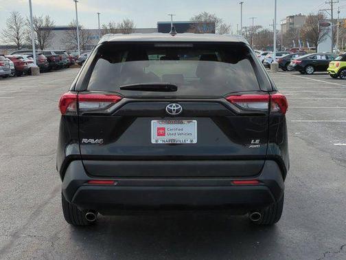 2023 Toyota RAV4 LE