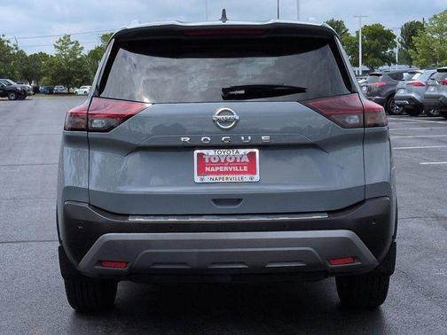 Boulder Gray Pearl 2021 Nissan Rogue SL