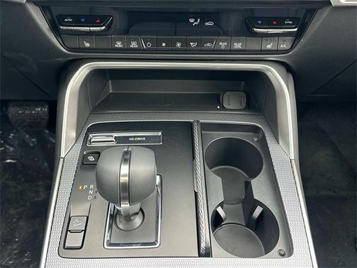 2025 Mazda CX-70 PHEV Premium Package