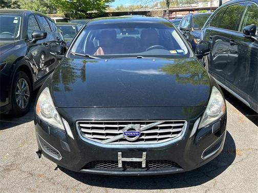 2013 Volvo S60 T5 Platinum