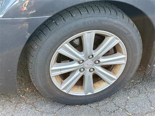 2011 Subaru Legacy Premium