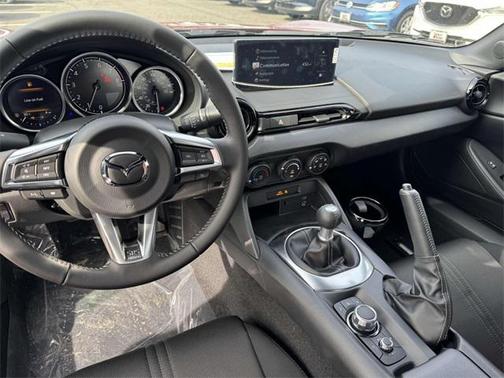 2025 Mazda MX-5 Miata Sport