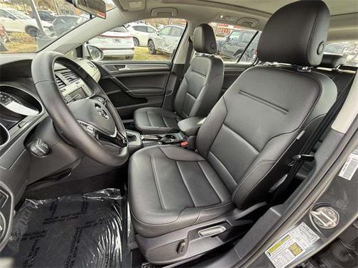 2017 Volkswagen Golf Alltrack TSI SE