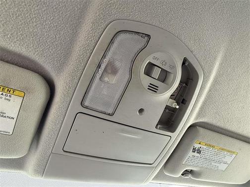 2010 Toyota Prius III