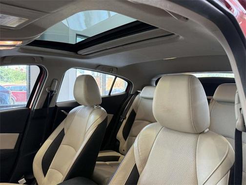 2015 Mazda Mazda3 s Grand Touring