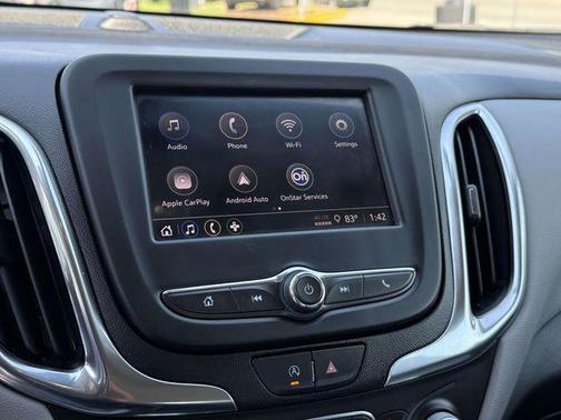 Mosaic Black Metallic 2022 Chevrolet Equinox LS