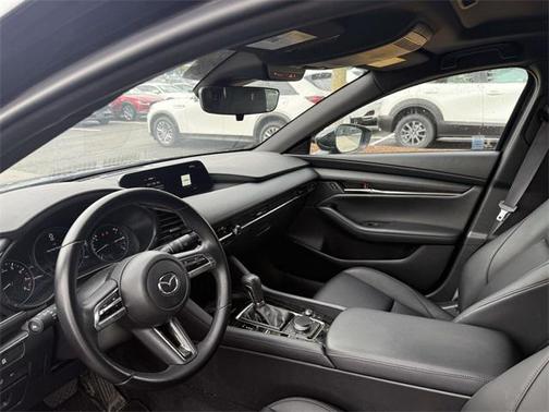 2023 Mazda Mazda3 FWD w/Preferred Package