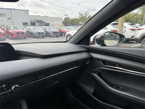 2023 Mazda Mazda3 FWD w/Preferred Package