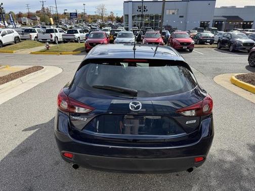 2015 Mazda Mazda3 i Sport