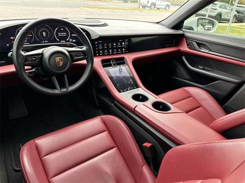 2022 Porsche Taycan Base