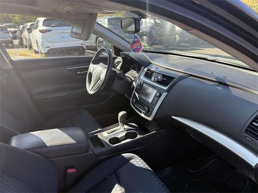2016 Nissan Altima 2.5 SV