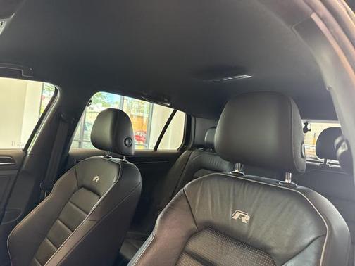 2019 Volkswagen Golf R 2.0T DSG