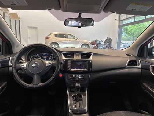 2019 Nissan Sentra SR