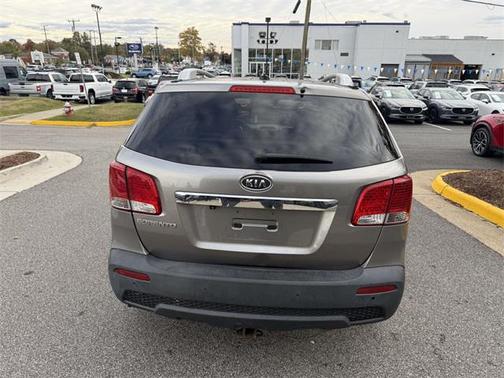2011 Kia Sorento LX
