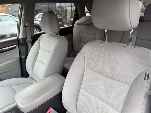 2011 Kia Sorento LX