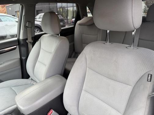 2011 Kia Sorento LX