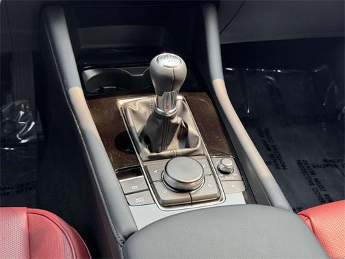 2025 Mazda Mazda3 FWD w/Premium Package