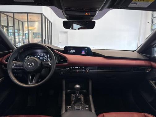 2025 Mazda Mazda3 FWD w/Premium Package