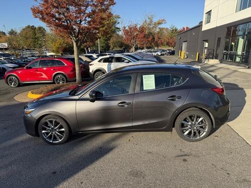 2018 Mazda Mazda3 Touring