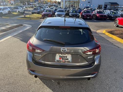 2018 Mazda Mazda3 Touring