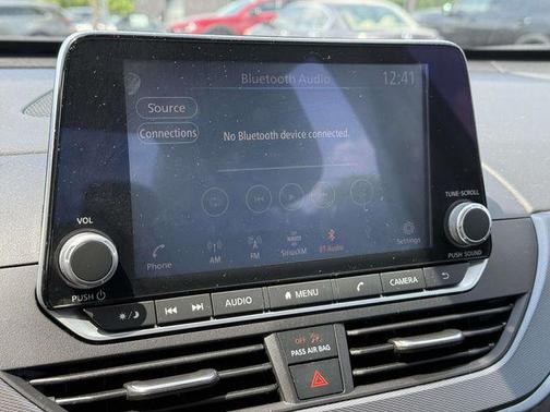 Gun Metallic 2023 Nissan Altima SR FWD