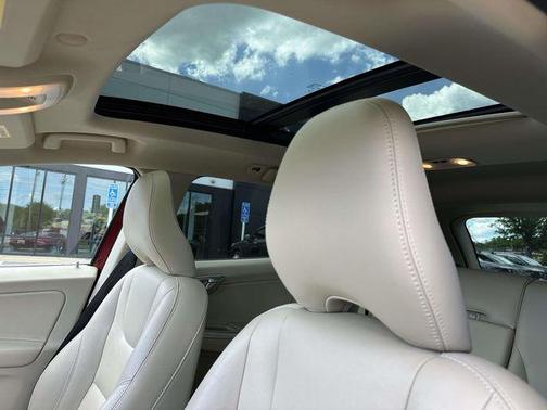 Red Metallic 2015 Volvo XC60 T5 Premier