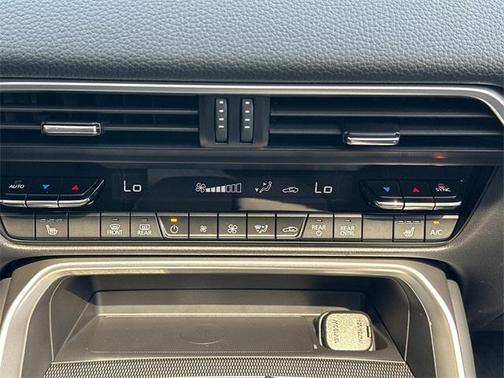 2025 Mazda CX-70 PHEV Premium Package
