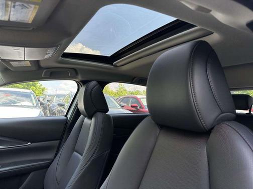 Snowflake White Pearl Mica 2026 Mazda CX-30 2.5 S Premium Package