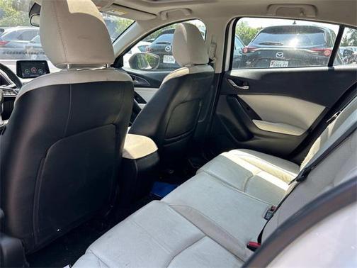 2018 Mazda Mazda3 Grand Touring