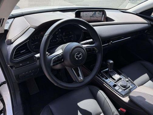 Snowflake White Pearl Mica 2025 Mazda CX-30 2.5 S Premium Package