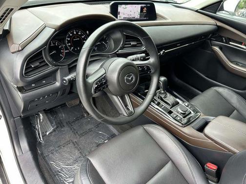 Snowflake White Pearl Mica 2024 Mazda CX-30 2.5 S Premium Package