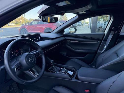 2025 Mazda Mazda3 FWD w/Preferred Package