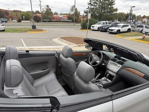 2008 Toyota Camry Solara SE