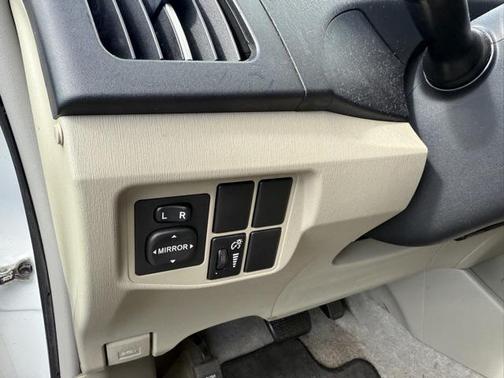 2011 Toyota Prius II