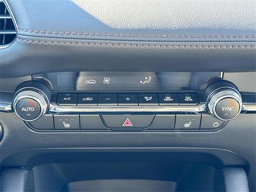 2025 Mazda Mazda3 FWD w/Preferred Package