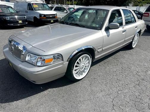 2011 Mercury Grand Marquis LS (Fleet Only)