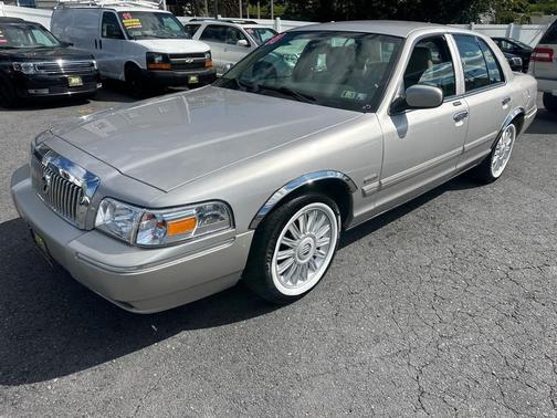 2011 Mercury Grand Marquis LS (Fleet Only)