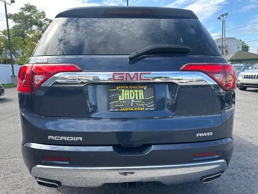 2018 GMC Acadia Denali