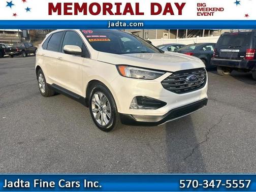 Pearl White 2019 Ford Edge Titanium