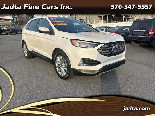 Pearl White 2019 Ford Edge Titanium