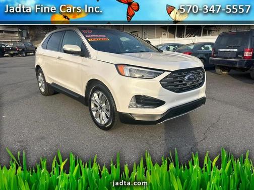 Pearl White 2019 Ford Edge Titanium
