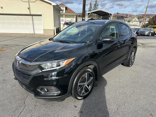 Crystal Black Pearl 2021 Honda HR-V EX