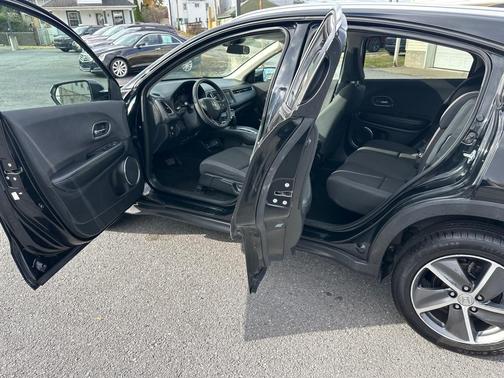 2021 Honda HR-V EX