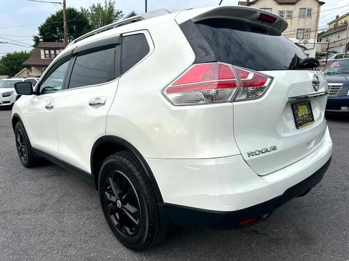 2015 Nissan Rogue SV