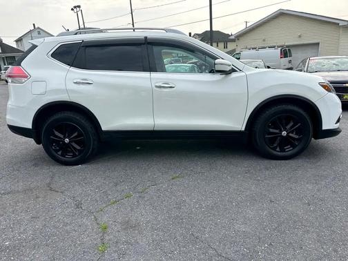 2015 Nissan Rogue SV