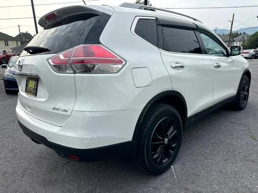 2015 Nissan Rogue SV