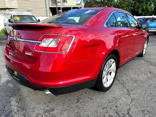 2010 Ford Taurus SHO