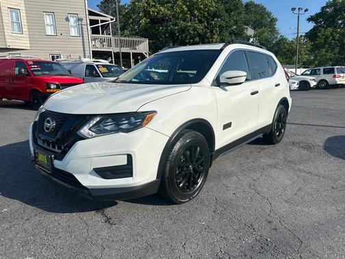 2017 Nissan Rogue SV