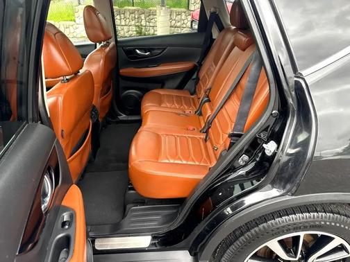 2018 Nissan Rogue Platinum