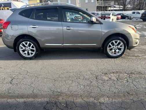 2013 Nissan Rogue SV w/SL Pkg